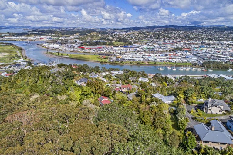 Photo of property in 33 Punga Grove Avenue, Riverside, Whangarei, 0112