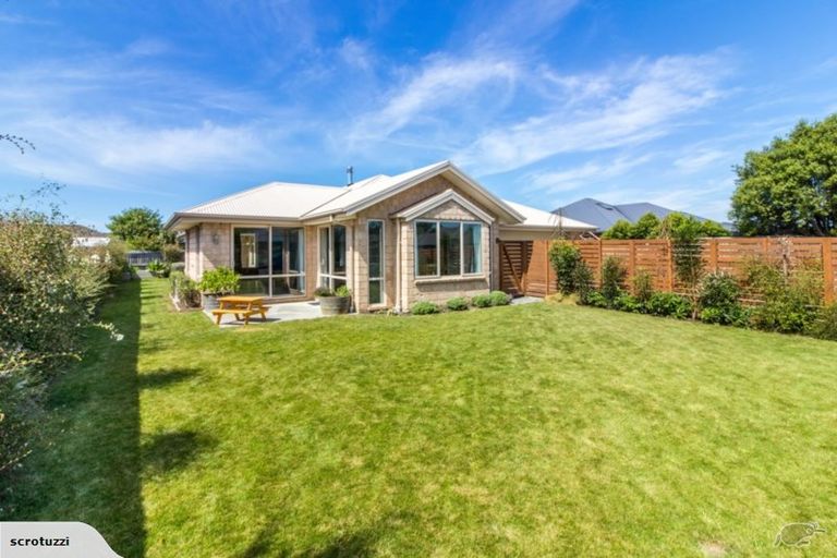 Photo of property in 16 Marlowe Place, Rolleston, 7614