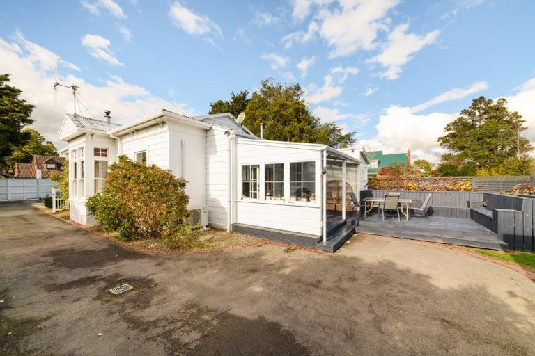 Photo of property in 70 Linton Street, West End, Palmerston North, 4410