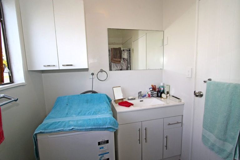 Photo of property in 1/4 Kenmore Street, Westown, New Plymouth, 4310