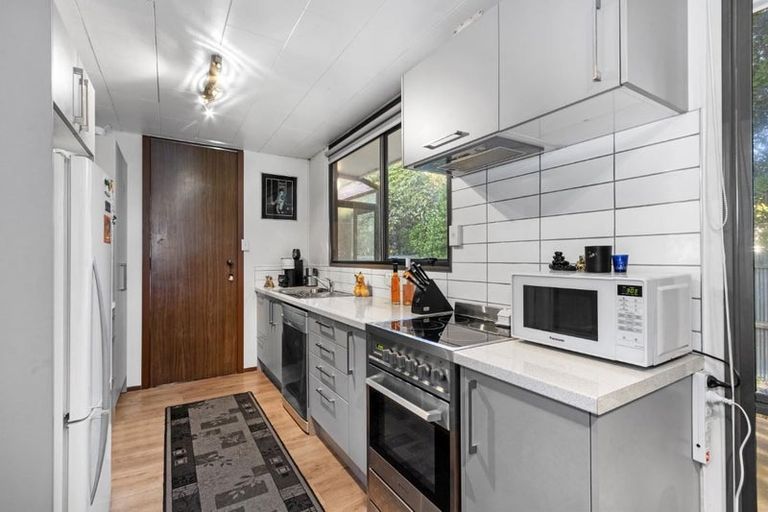 Photo of property in 18 Hersham Place, Bromley, Christchurch, 8062