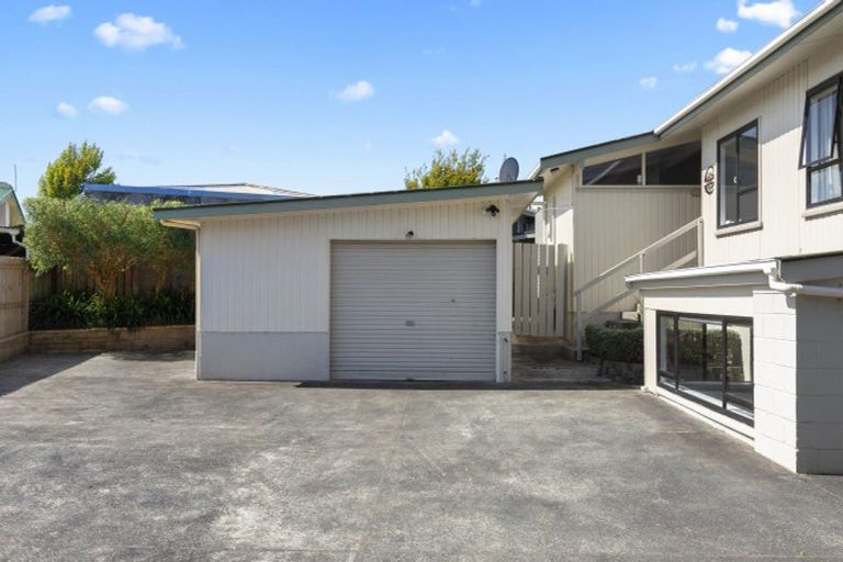 Photo of property in 182 Queen Street, Pukekohe, 2120