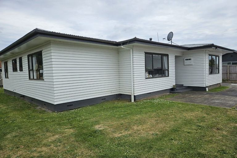 Photo of property in 15 Normandy Avenue, Melville, Hamilton, 3206