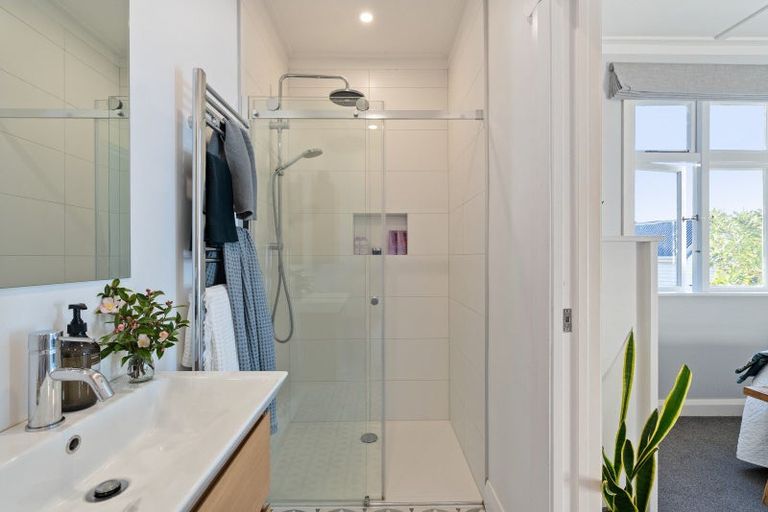 Photo of property in 2 Karamu Street, Ngaio, Wellington, 6035