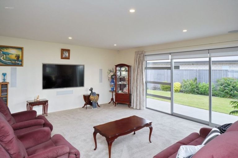 Photo of property in 19 Sutherland Drive, Kaiapoi, 7630