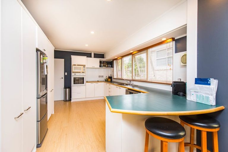 Photo of property in 7 Kahurangi Place, Hillpark, Auckland, 2102