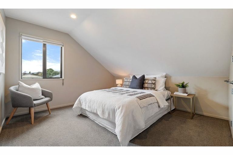 Photo of property in 1/75 Thackeray Place, Waltham, Christchurch, 8023