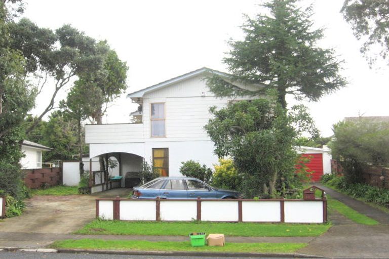 Photo of property in 69 Casuarina Road, Half Moon Bay, Auckland, 2012