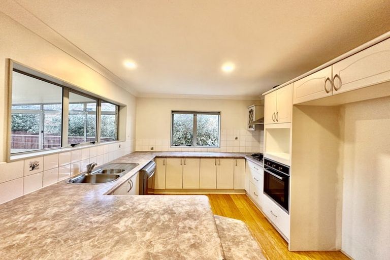 Photo of property in 47 Ransom Smyth Drive, Goodwood Heights, Auckland, 2105