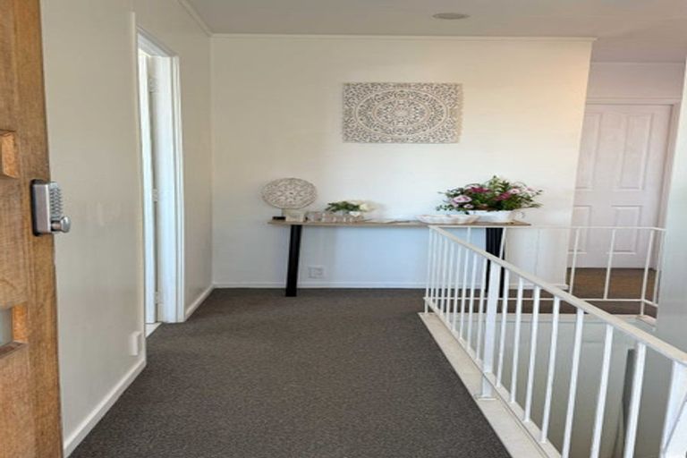 Photo of property in 1/105 Manuka Road, Bayview, Auckland, 0629