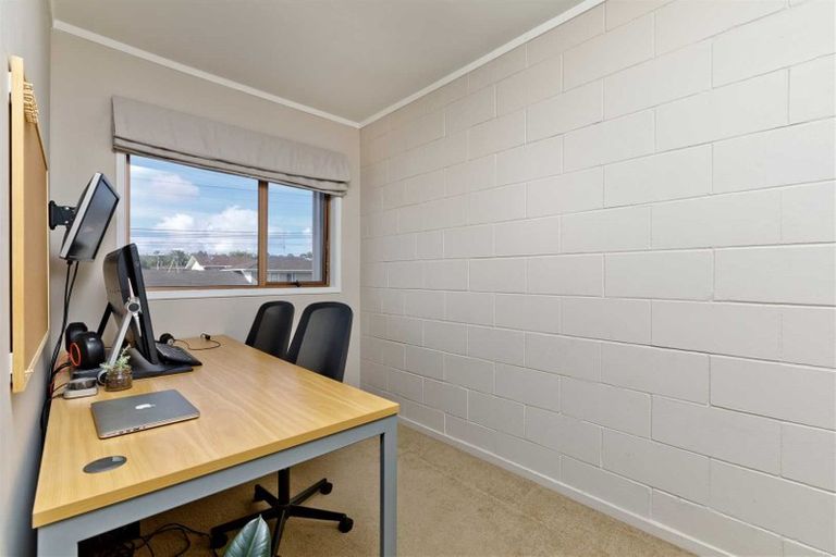 Photo of property in 9/773 Beach Road, Browns Bay, Auckland, 0630