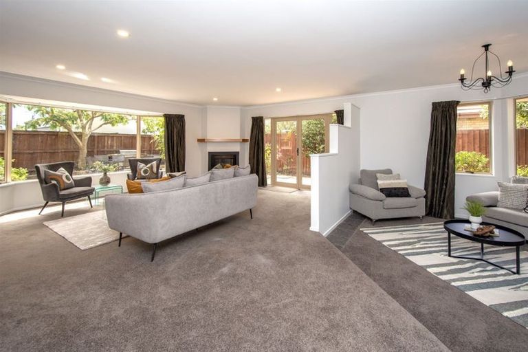 Photo of property in 71 Broadhaven Avenue, Parklands, Christchurch, 8083