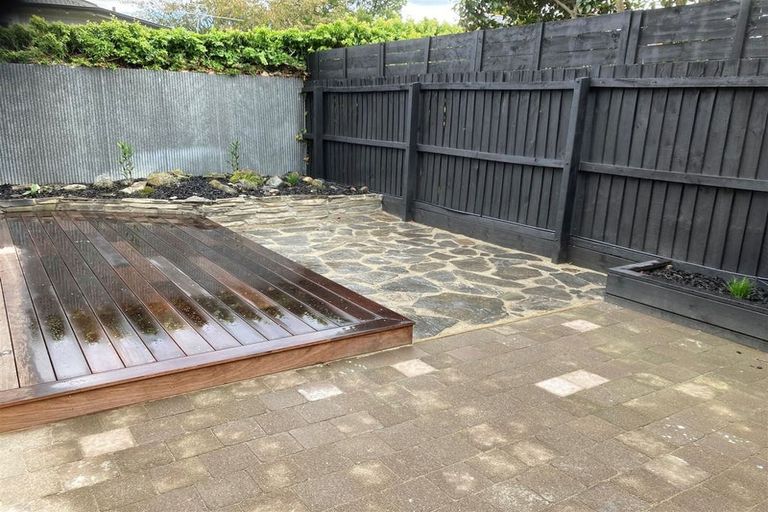 Photo of property in 1/106 Barrington Street, Somerfield, Christchurch, 8024