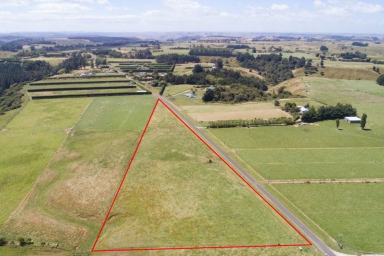 Photo of property in Campbell Road, Brunswick, 4571