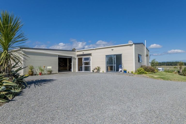 Photo of property in 38 Puruaha Road, Te Horo, Otaki, 5581