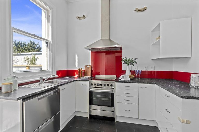 Photo of property in 295 Rintoul Street, Berhampore, Wellington, 6023