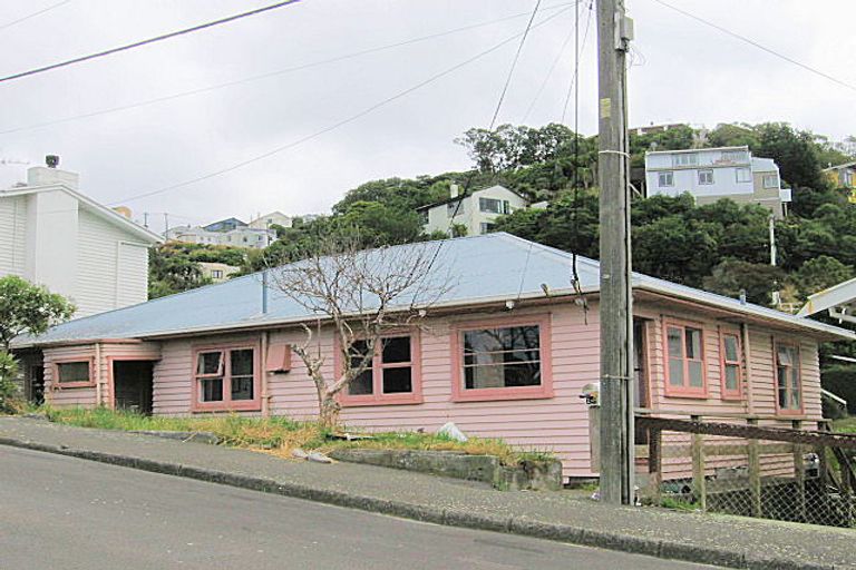 Photo of property in 12 Krull Street, Vogeltown, Wellington, 6021