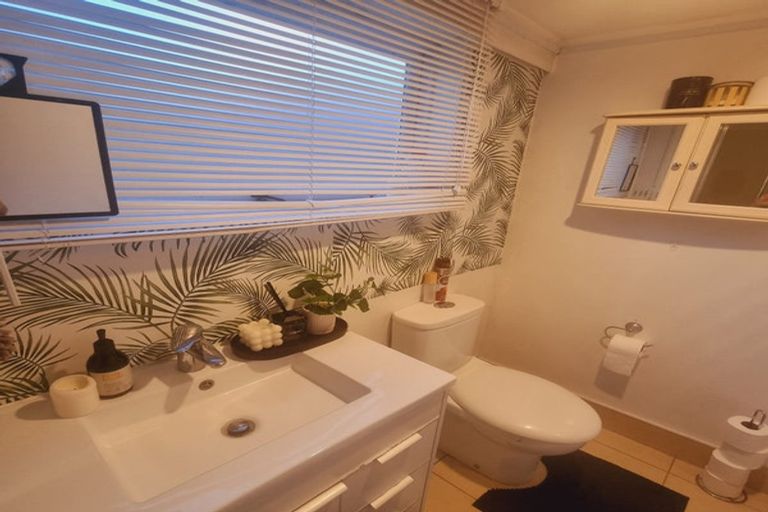 Photo of property in 330 Swanson Road, Ranui, Auckland, 0612