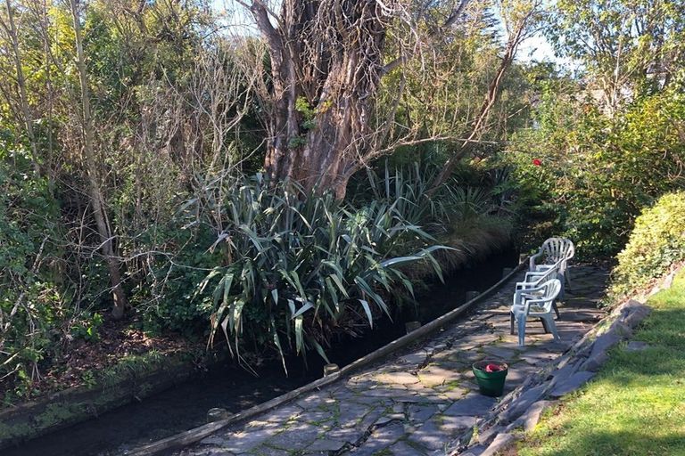 Photo of property in 4 Tuirau Place, Ilam, Christchurch, 8041