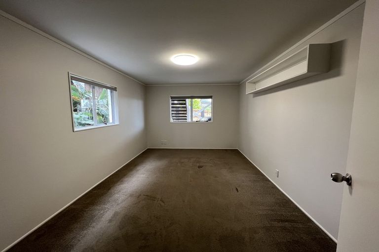 Photo of property in 36 Meilland Place, Glen Eden, Auckland, 0602