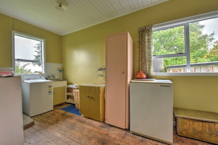 Photo of property in 162 Seaward Road, Edendale, 9825