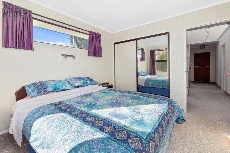 Photo of property in 28 Flora Dora Parade, Lake Hawea, Wanaka, 9382