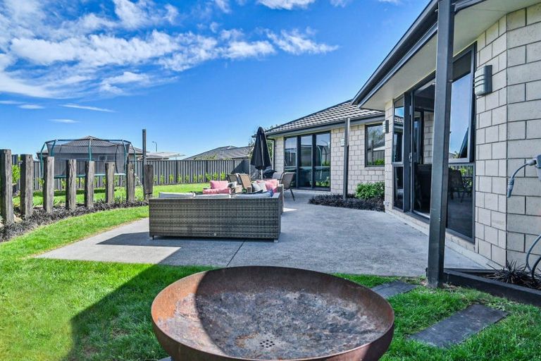 Photo of property in 12 Begley Place, Frimley, Hastings, 4120