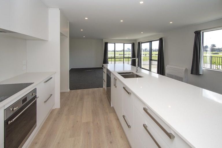 Photo of property in 8 Preferred Lane, Halswell, Christchurch, 8025