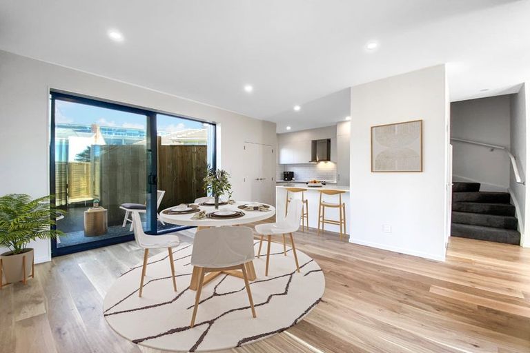 Photo of property in 21 Paeroa Street, Riccarton, Christchurch, 8041