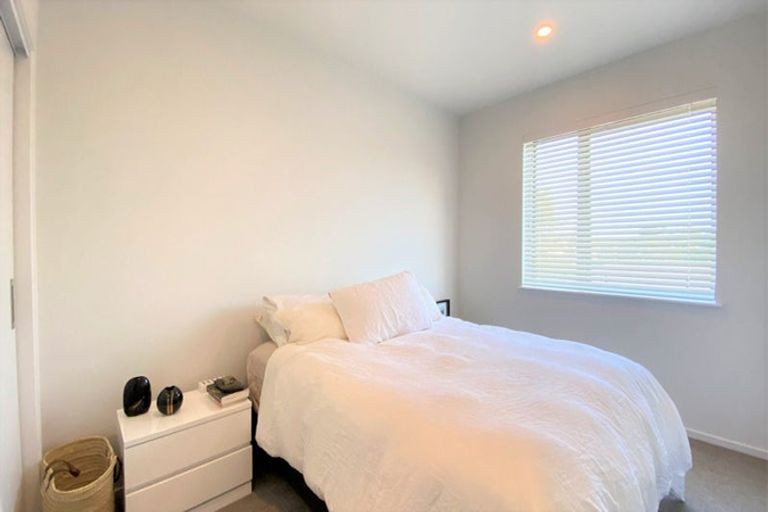 Photo of property in 208/165 Lake Road, Northcote, Auckland, 0627