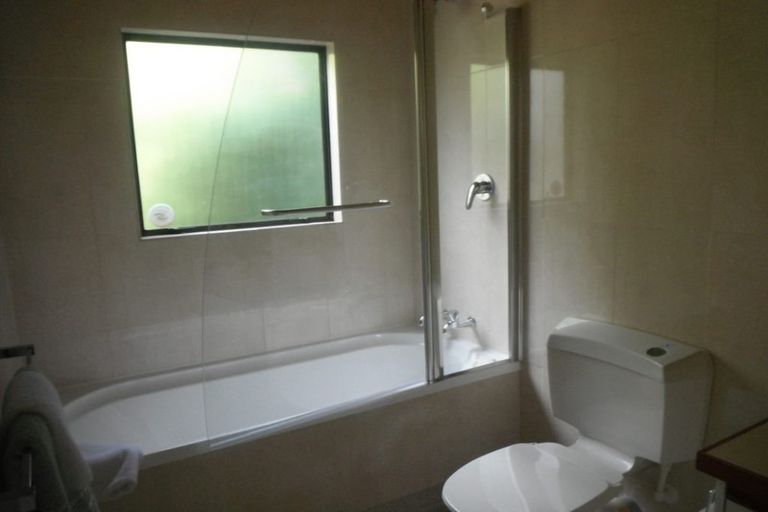 Photo of property in 10a Seaview Road, Paremata, Porirua, 5024