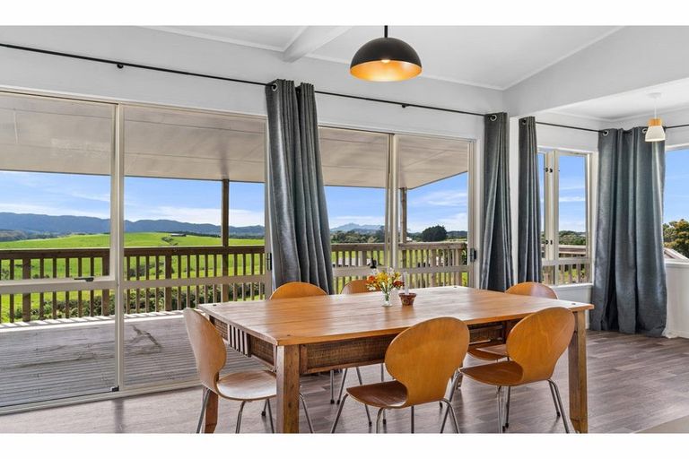 Photo of property in 957 Kaiwaka-mangawhai Road, Hakaru, Wellsford, 0975