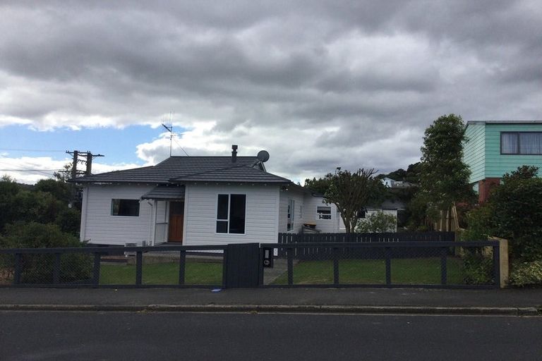 Photo of property in 4 Exmouth Street, Abbotsford, Dunedin, 9018
