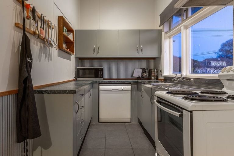 Photo of property in 137 Cambridge Street, Levin, 5510