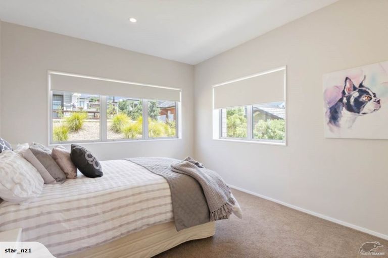 Photo of property in 18 Discovery Drive, Gulf Harbour, Whangaparaoa, 0930