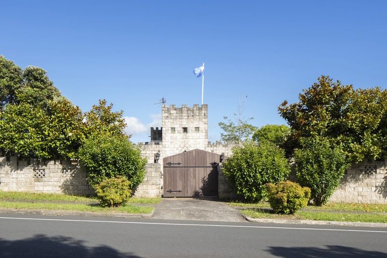 Photo of property in 25 Prince Regent Drive, Half Moon Bay, Auckland, 2012