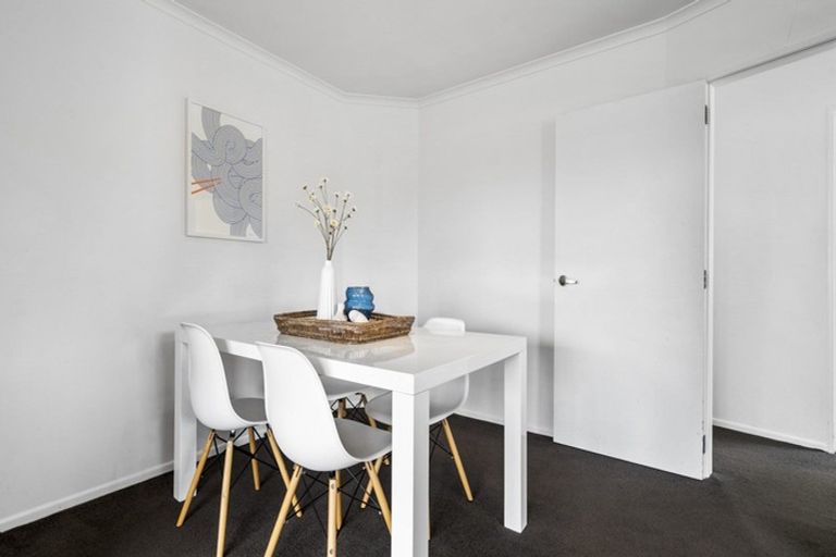 Photo of property in 19 Silvan Place, Bell Block, New Plymouth, 4312