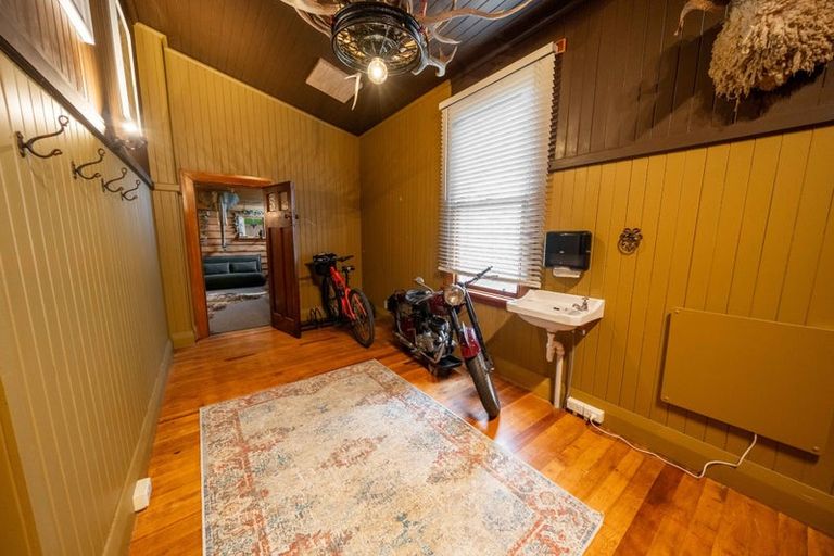 Photo of property in Ex Masonic Lodge Hall, 6 Hill Road, Lumsden, 9730