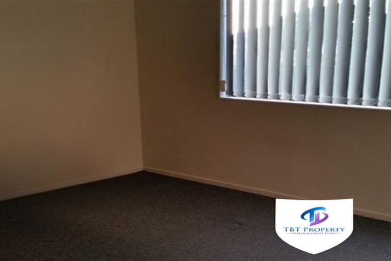 Photo of property in 130 Tennessee Avenue, Mangere East, Auckland, 2024