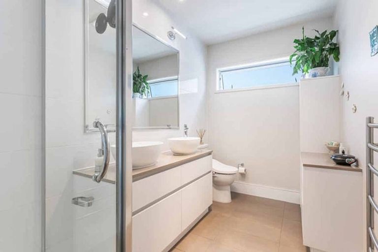 Photo of property in 20 Kensington Drive, Orewa, 0931