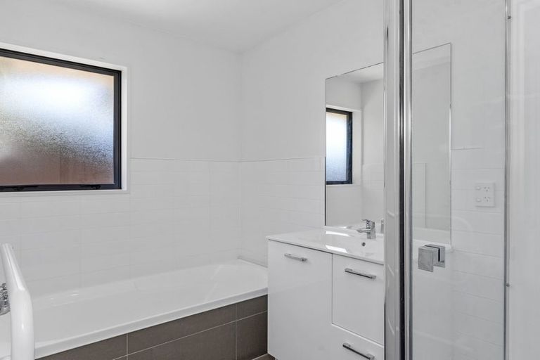 Photo of property in 4a Saint Judes Lane, Woolston, Christchurch, 8062