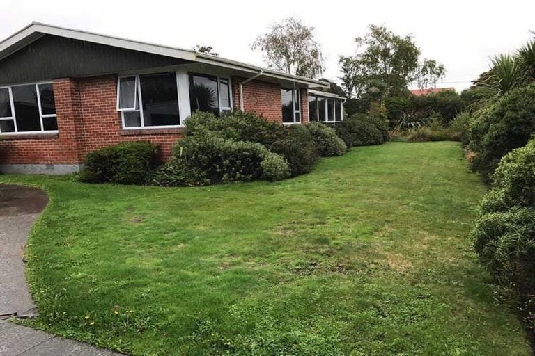 Photo of property in 8 Farrington Avenue, Bishopdale, Christchurch, 8053