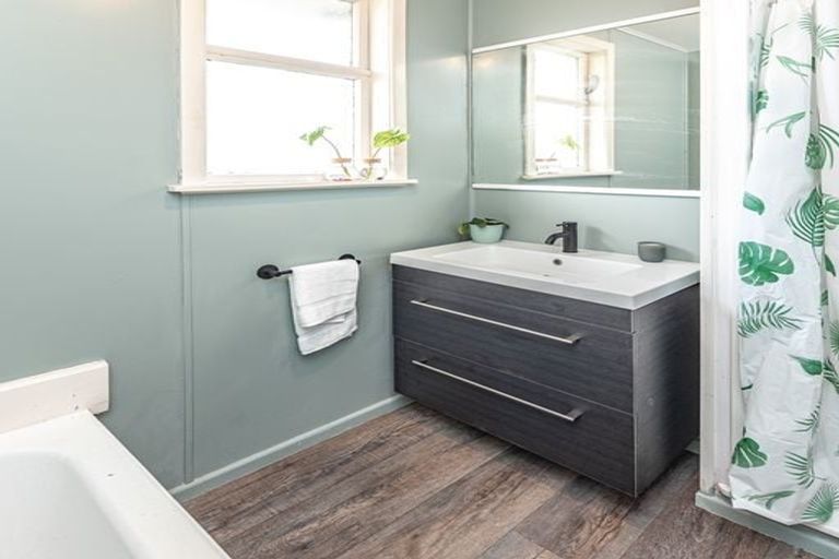 Photo of property in 12 Durham Road, Springvale, Whanganui, 4501