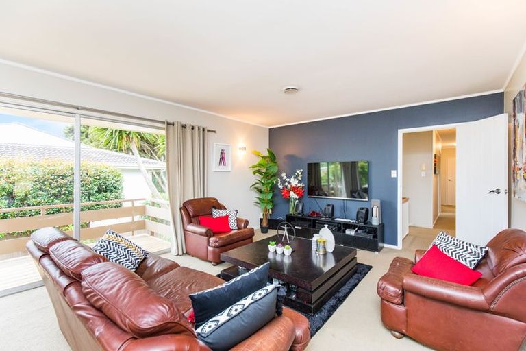 Photo of property in 7 Kahurangi Place, Hillpark, Auckland, 2102