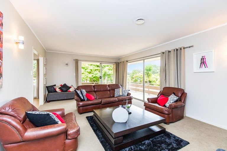 Photo of property in 7 Kahurangi Place, Hillpark, Auckland, 2102