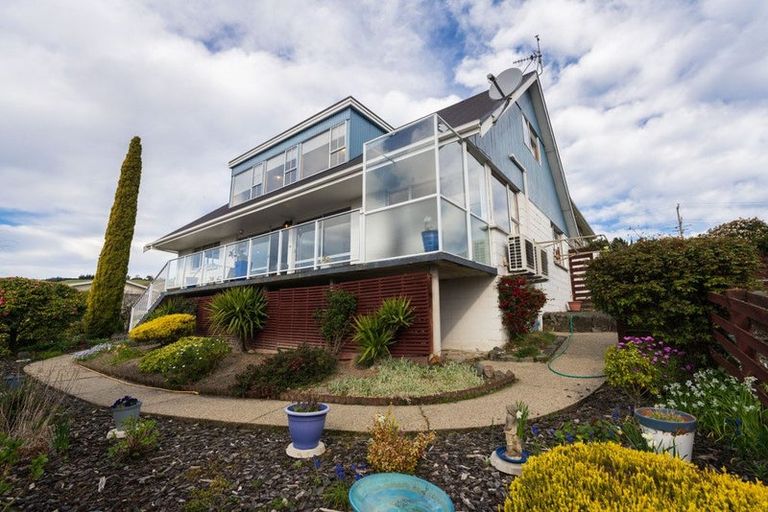 Photo of property in 11 Gebbie Street, Kinmont Park, Mosgiel, 9024