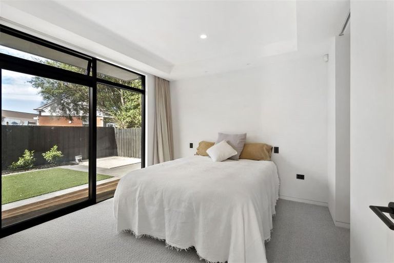 Photo of property in 114a Paparoa Street, Papanui, Christchurch, 8053