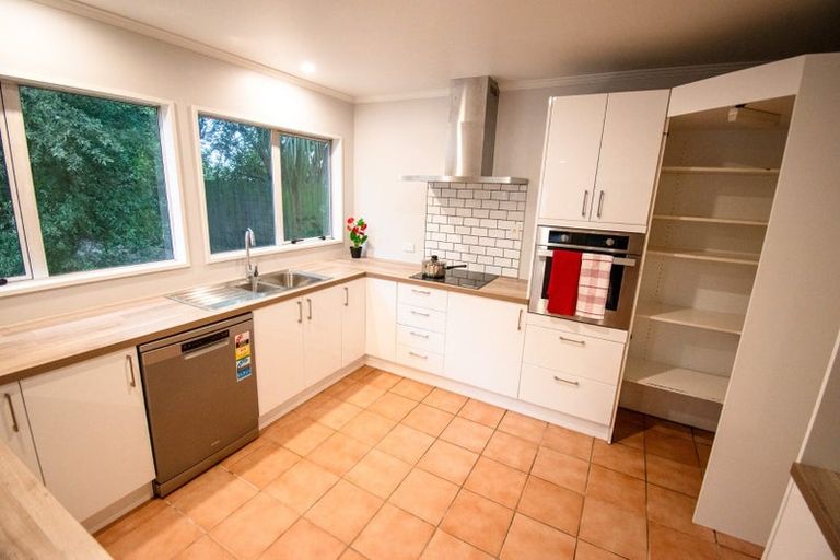 Photo of property in 58 Momorangi Crescent, Redwood, Christchurch, 8051