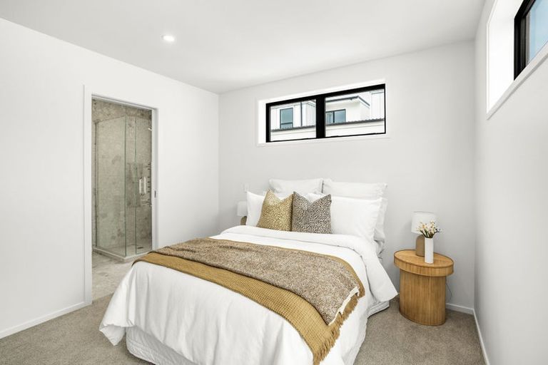 Photo of property in 10/10 Pascoe Avenue, Paremata, Porirua, 5026