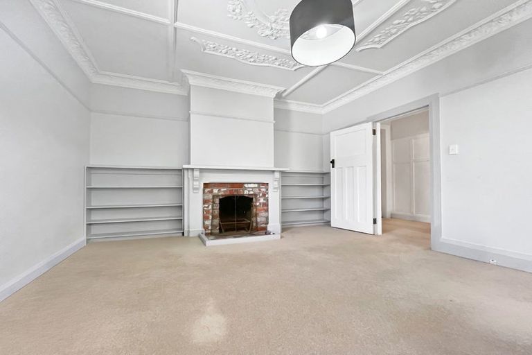 Photo of property in 25 Chamberlain Road, Karori, Wellington, 6012